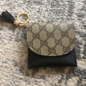 Authentic Gucci recycled card holder!